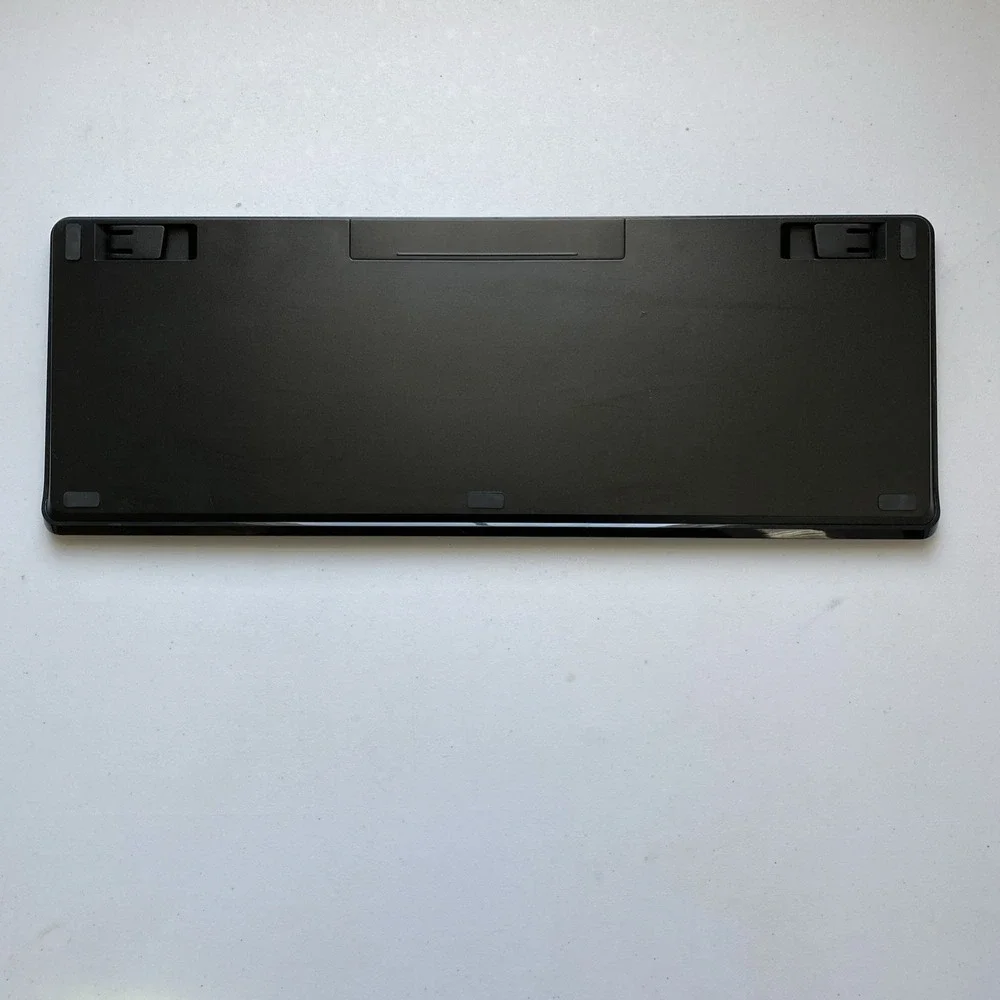 Microsoft - 900 Desktop Wireless Keyboard with USB Receiver - Works Great‎